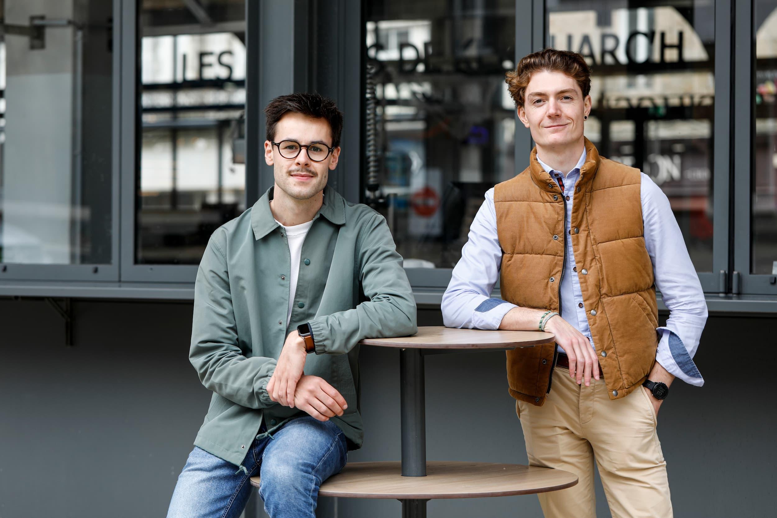 Photo d'équipe des deux cofondateurs de Kenteleg - Qui sommes-nous ?